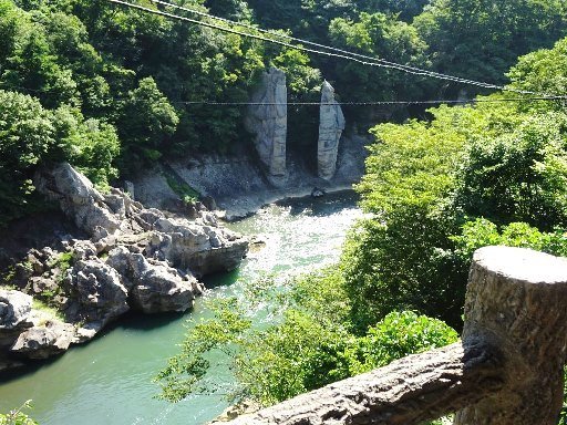 露天風呂からの大川渓谷と夫婦岩